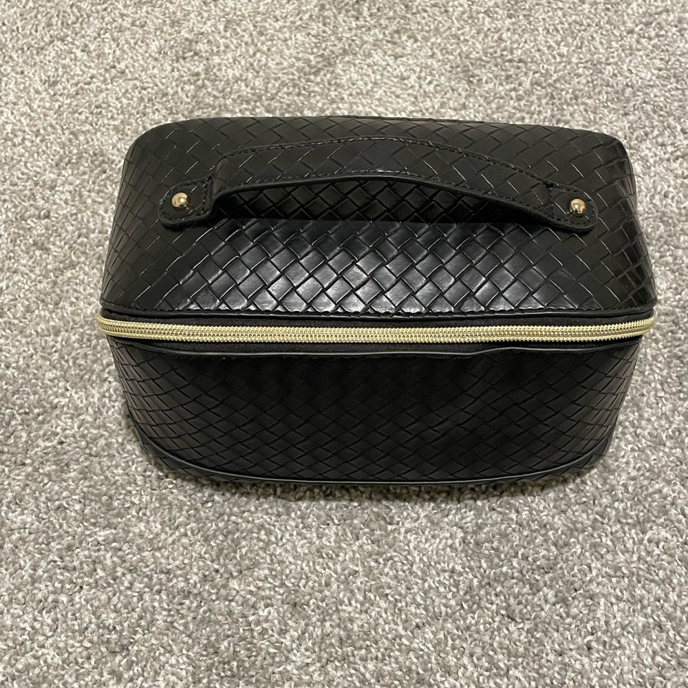 Black Woven Cosmetic Case